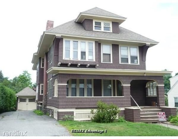 Foto principal - 2 br, 1 bath Apartment - 51 Devens Rd