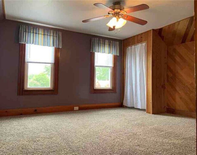 Building Photo - 6901 Archmere Ave