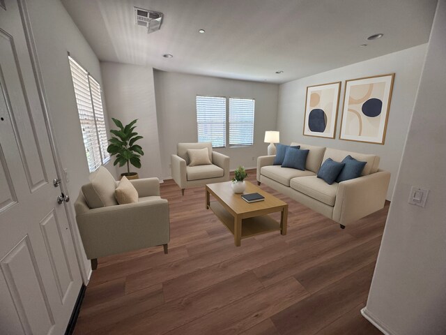 Foto del edificio - 961 Sweetbriar Ln