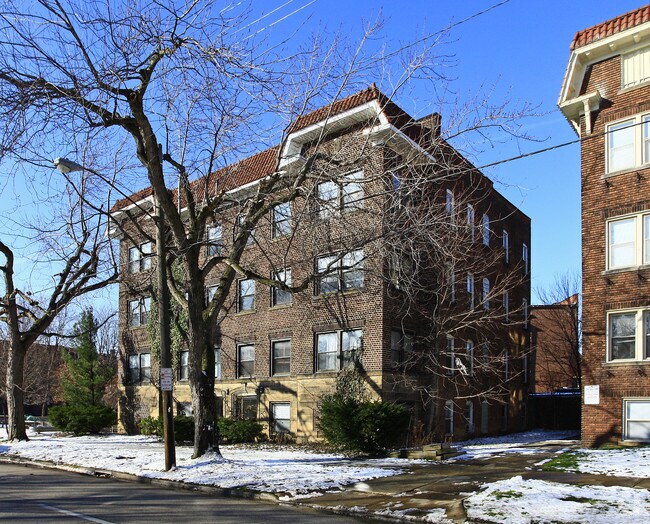 Building Photo - Turtle Park Apartments