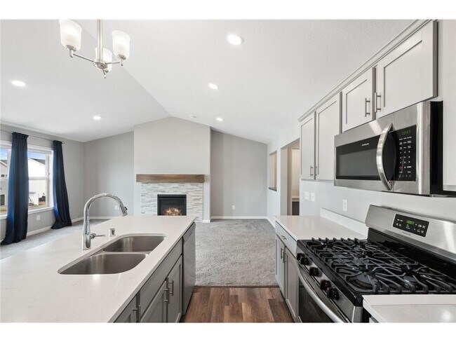 Foto del edificio - 9269 27th St NE