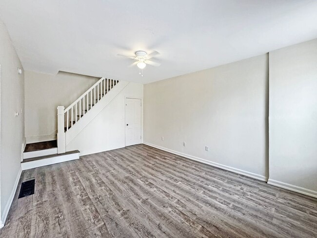 Foto del edificio - 108-110 N Broad Street