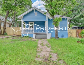 Building Photo - 1713 Reuter Ave