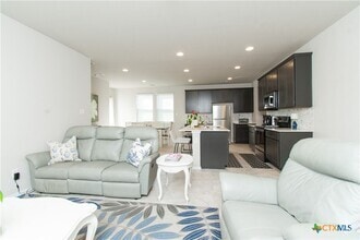 Building Photo - 220 Blue Agate Ct