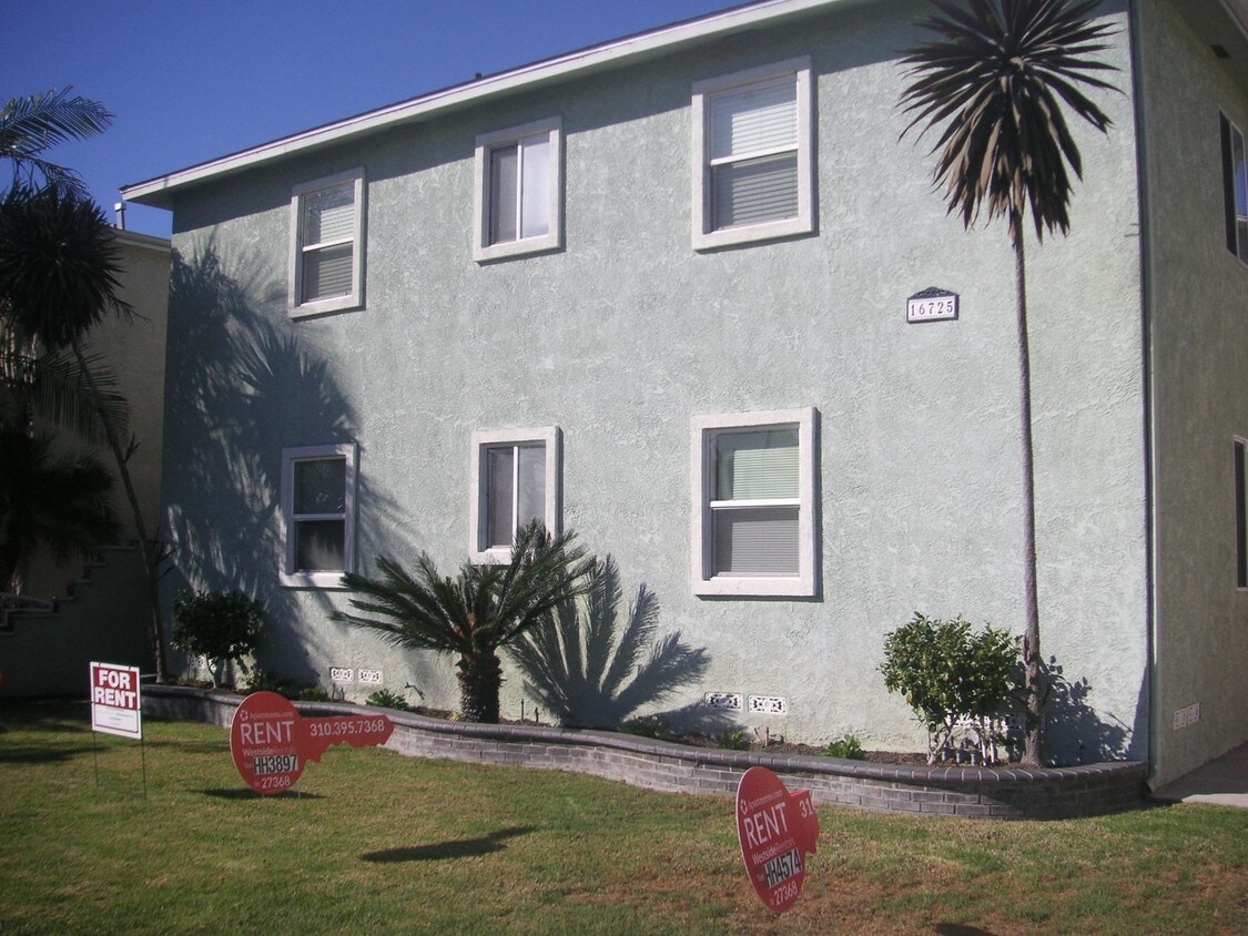 Primary Photo - 16725 Crenshaw Blvd
