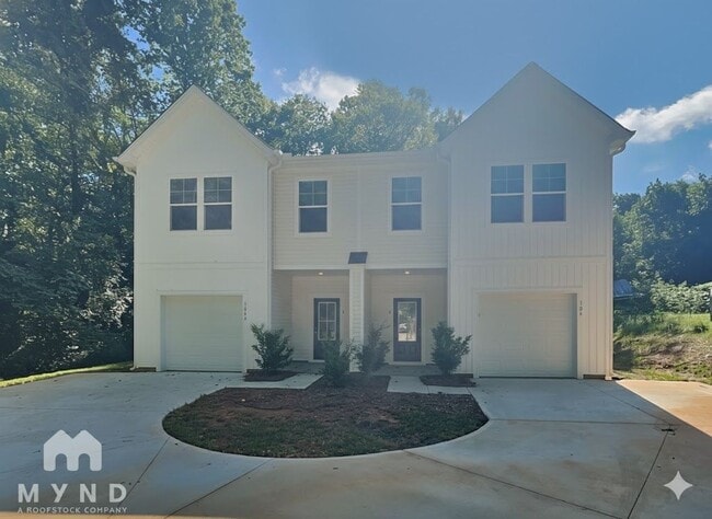Building Photo - 106 Duff St