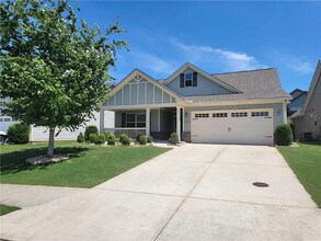 Building Photo - 4808 Hidden Valley Ct