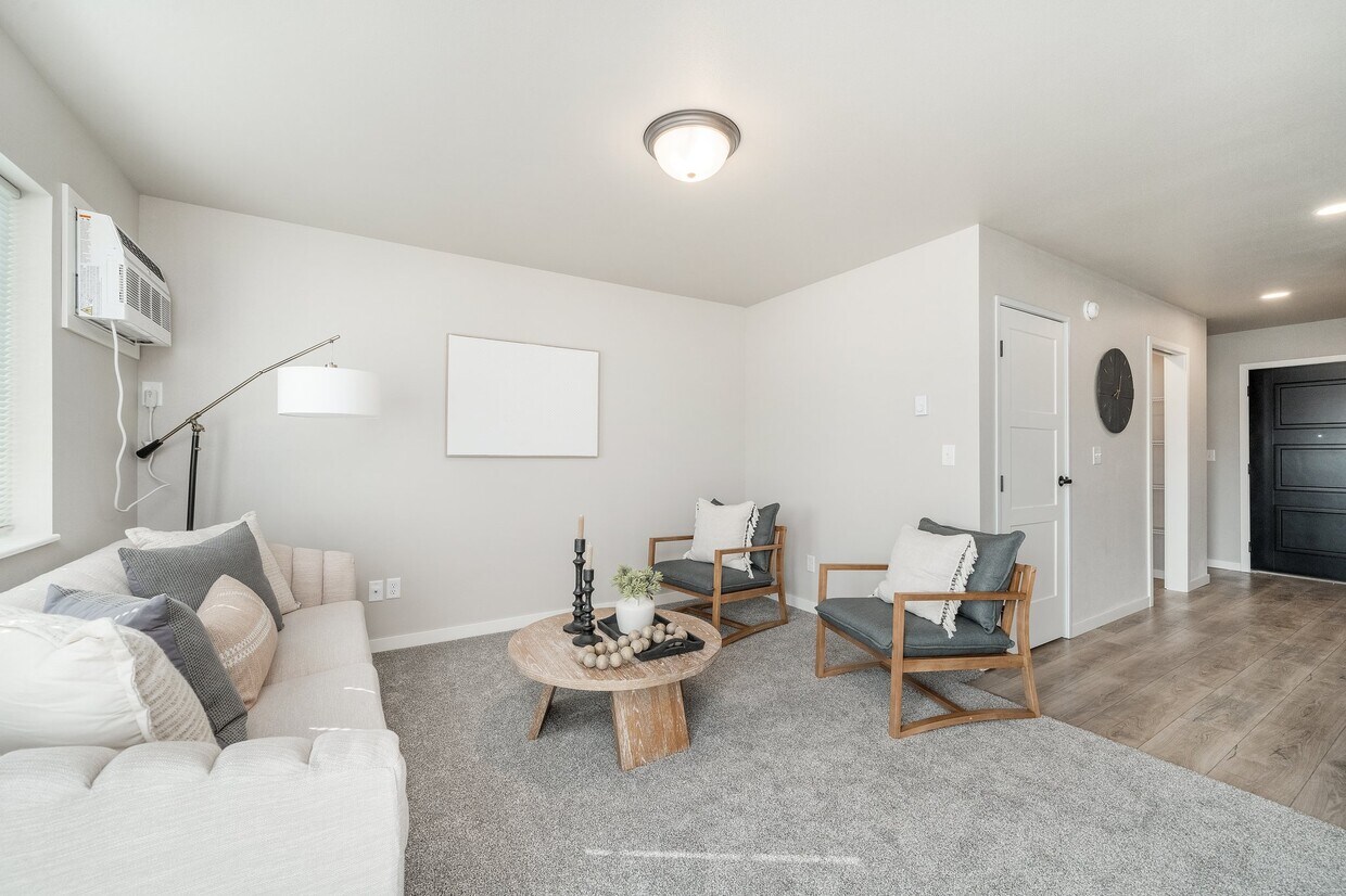 Lincoln Heights Apartments in Harrisburg, SD