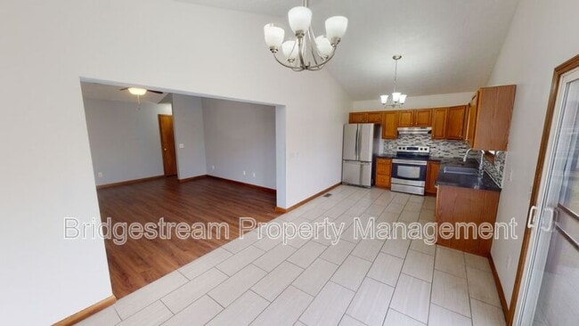 Building Photo - 1632 Tamworth Cir