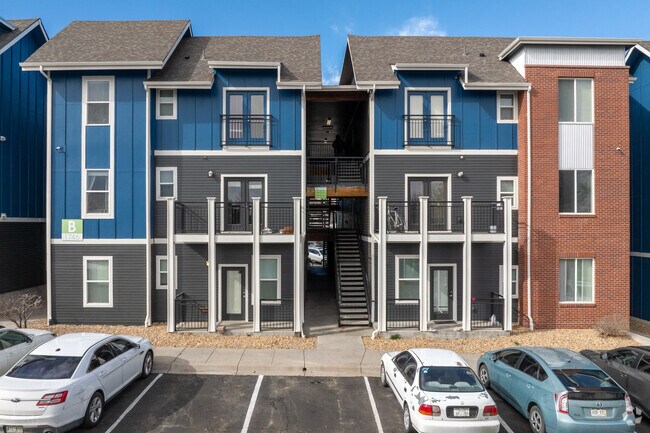 Vista alternativa del edificio - University Flats Greeley