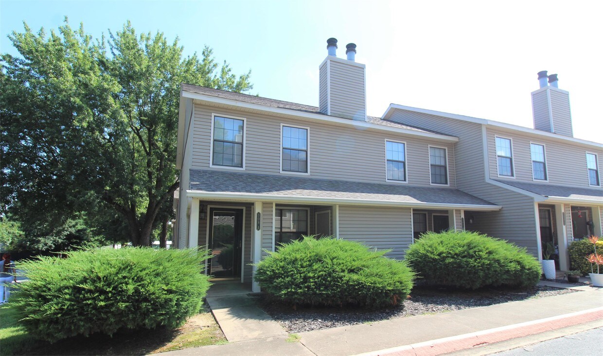 308 Fairway Cir, Springdale, AR 72764 House Rental in Springdale, AR