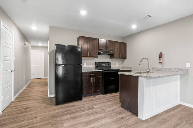 Foto del edificio - German Oaks Townhomes