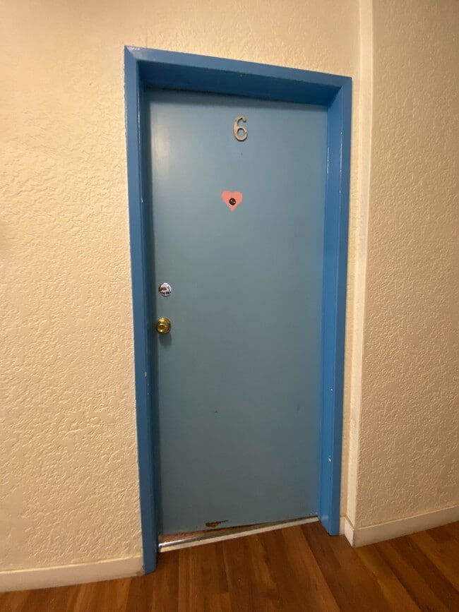 Unit 6 Door - 938 Broadway E