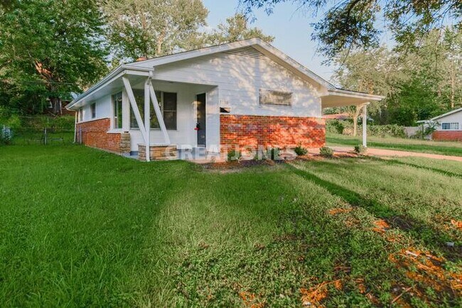 Building Photo - 9730 Lanier Dr