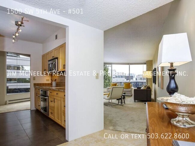 Foto del edificio - Beautiful Renovated Apartment in Portland ...