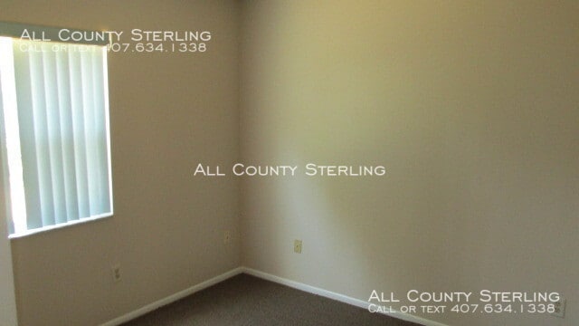 Building Photo - Great 3/2 Duplex In Convenient Location