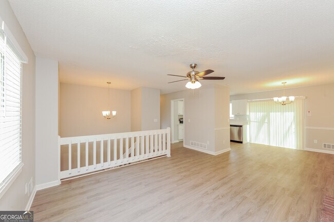 Building Photo - 1120 Brenton Dr NW
