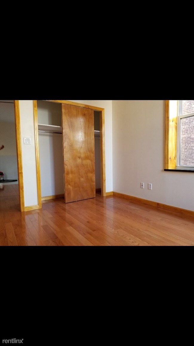 Foto del edificio - 1011 65th St