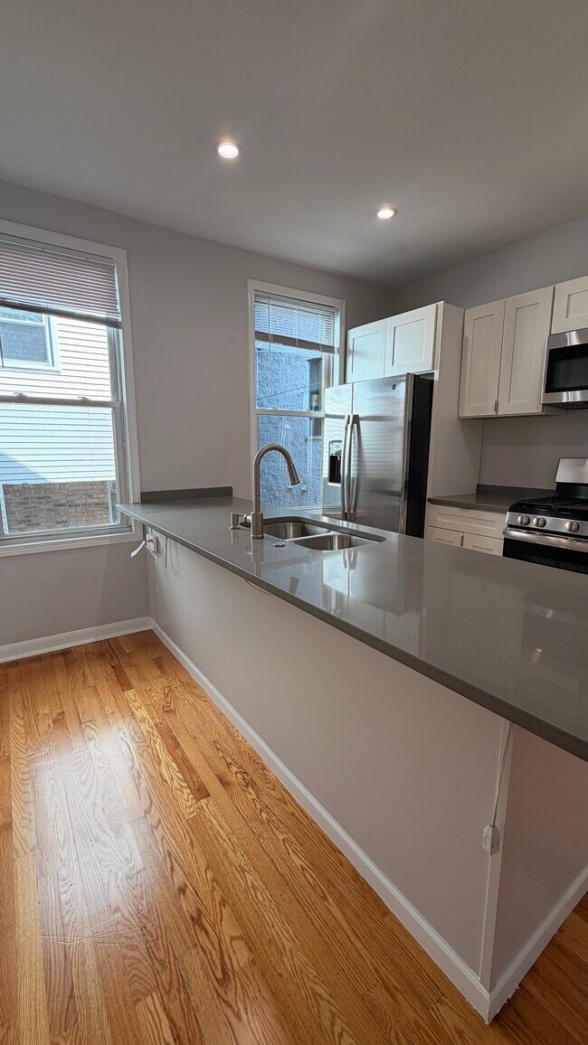 Foto del edificio - 1252 N Cleaver St