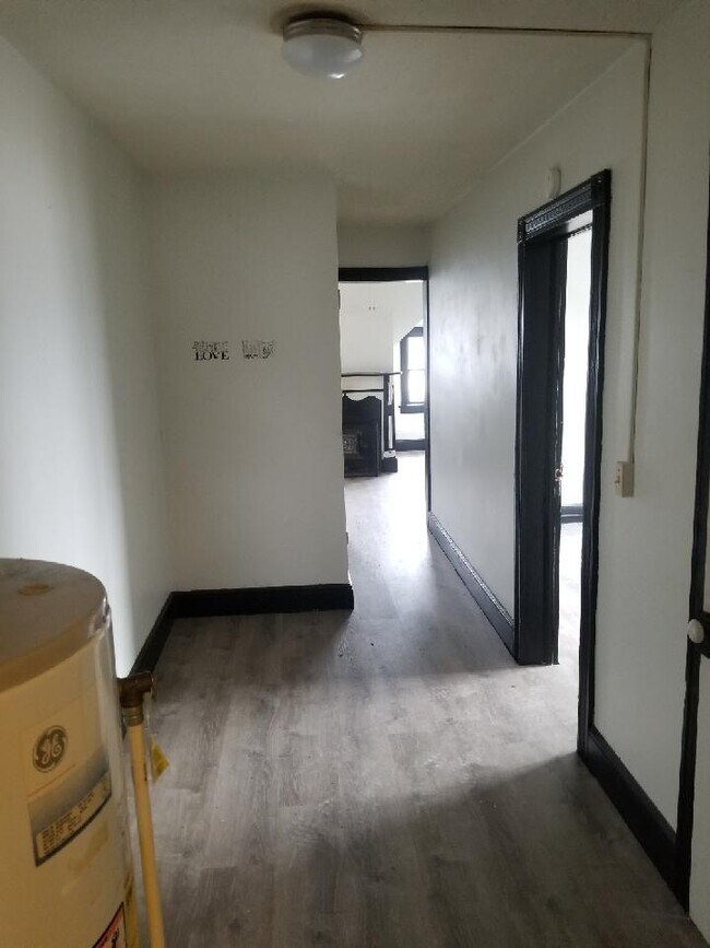 Foto del edificio - 510 N Main St