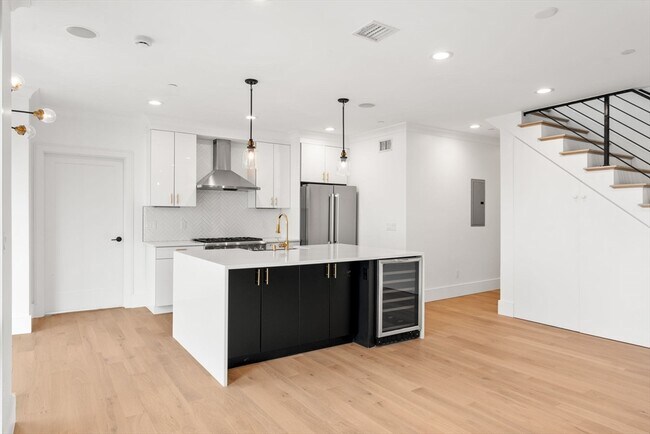 Foto del edificio - 148 W 9th St