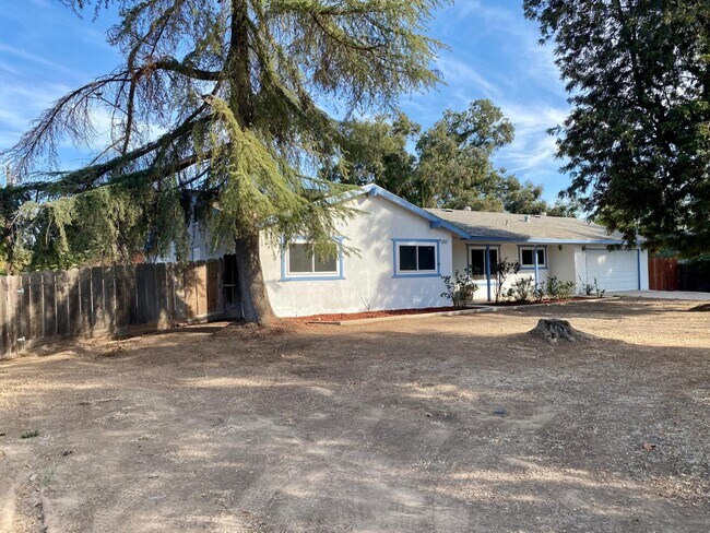 Building Photo - 12173 Rd 36
