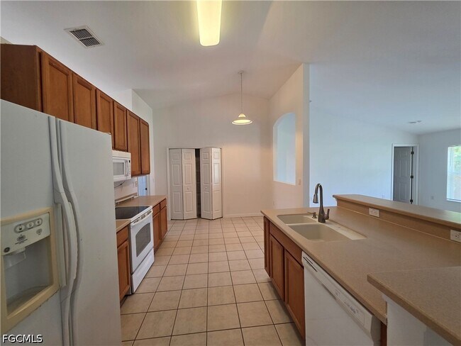 Foto del edificio - 1014 NW 31st Pl