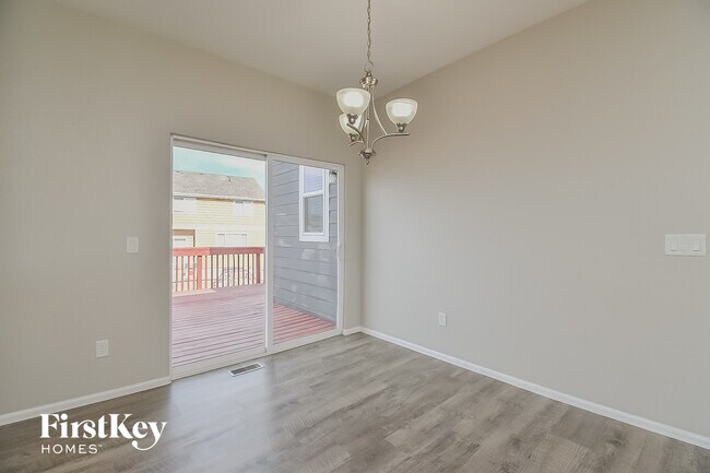 Foto del edificio - 7976 Cairn Ct