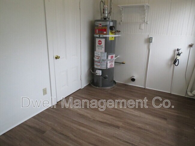 Foto del edificio - 9067 Lemon Ave