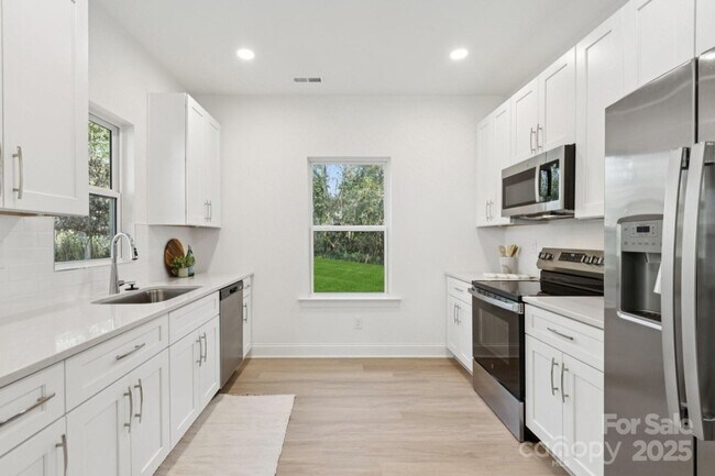 Foto del edificio - 5391 Toano Rd