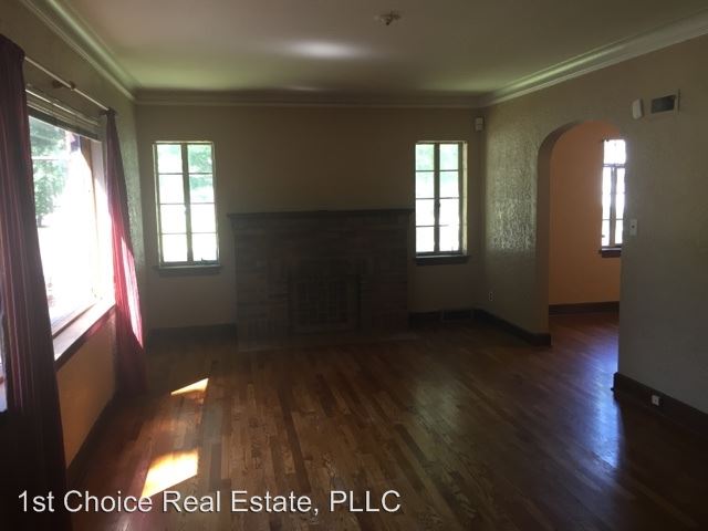 Building Photo - 1408 W Hillsdale St
