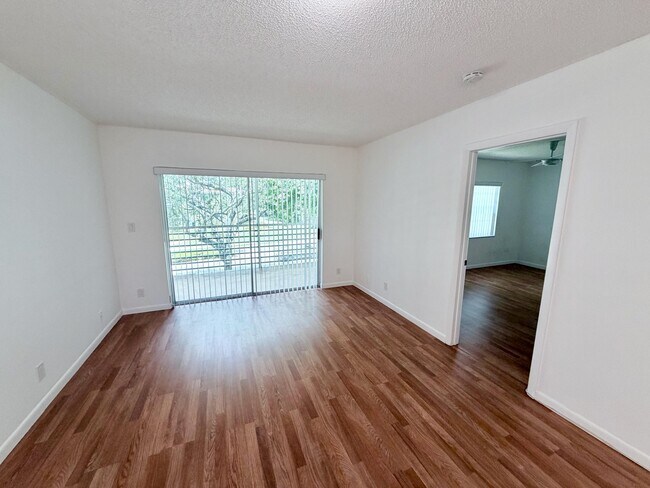 Building Photo - 8405 NW 61st St