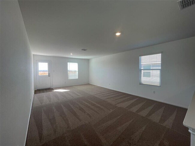 Building Photo - 641 Marty Allen Loop