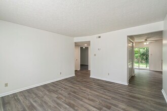 Building Photo - 4801 Cannon Ridge Dr
