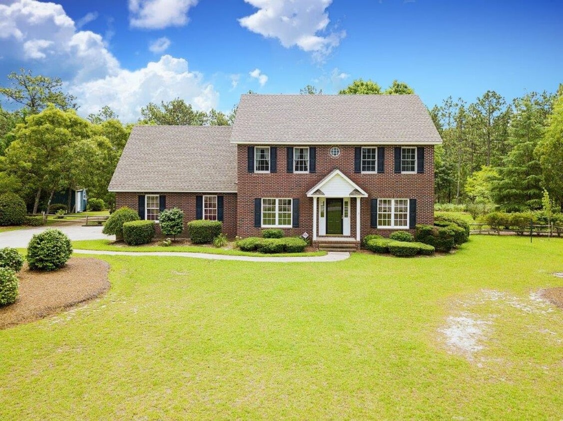 Primary Photo - Coming Soon- 3 Bedroom and 2 Bath Home (Pe...