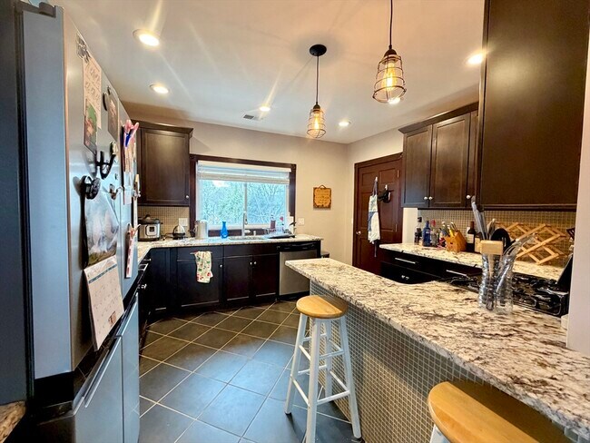 Foto del edificio - 52 Sheridan Ave