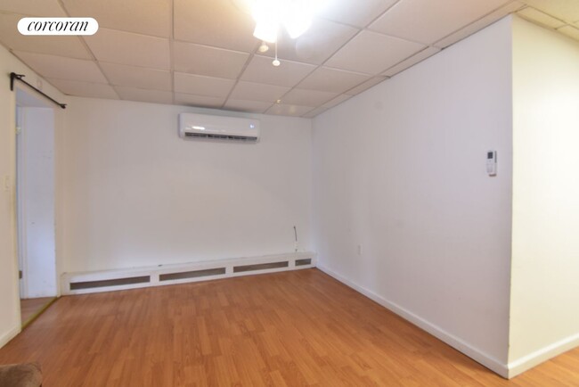 Building Photo - 2831 Batchelder St