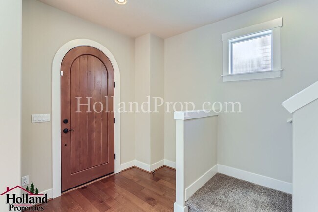 Foto del edificio - Gorgeous & Charming Home 4 beds 2.5 baths ...