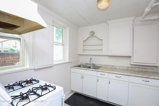 Foto del edificio - 16 John St