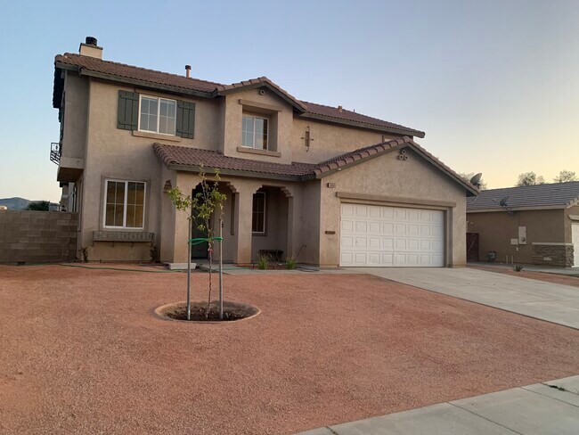 Building Photo - 3800 Adobe Dr