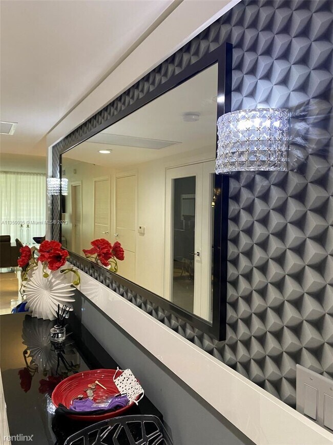 Building Photo - 3 br, 3 bath Condo - 1850 S Ocean Dr Apt 507