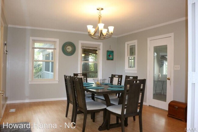 Foto del edificio - 704 Rocky Hock Creek Rd