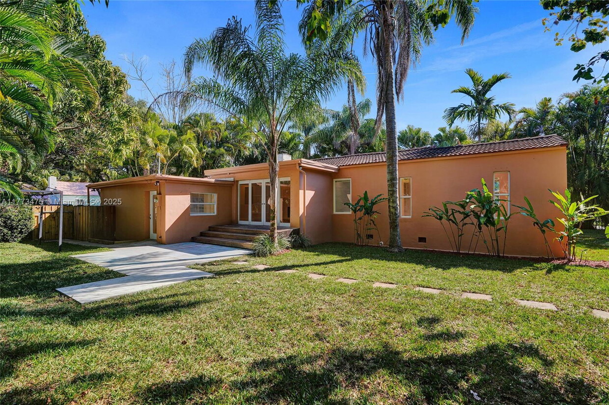 Foto principal - 20 NW 101st St