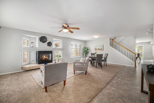 Foto del edificio - Beautiful 4 Bed, 2.5 Bath Home Available i...
