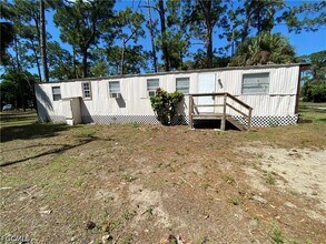 Building Photo - 2045 Bahia Ln
