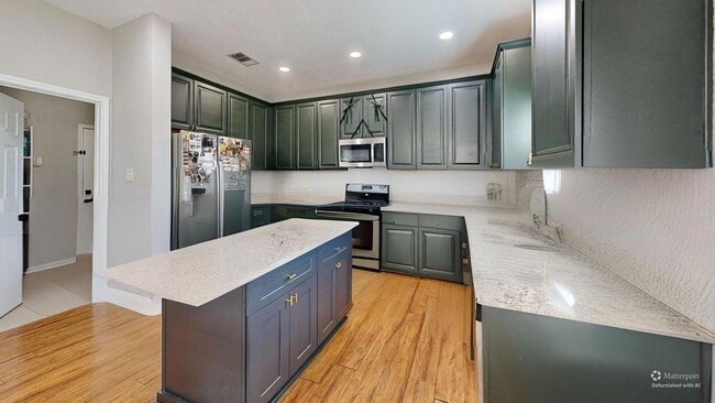 Building Photo - 2105 Huxley Ln