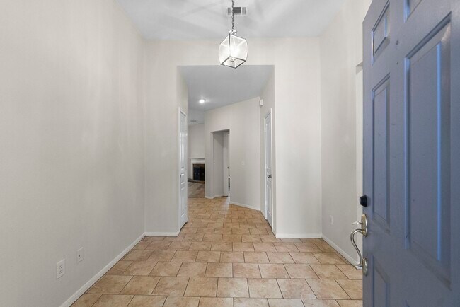 Building Photo - 58 N Indigo Cir