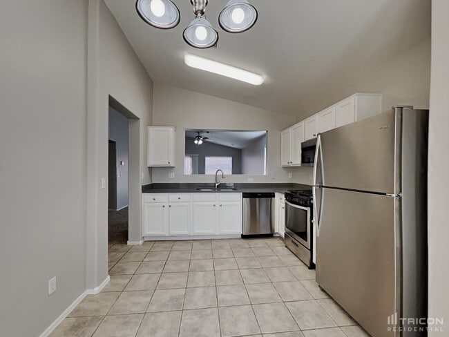 Building Photo - 30877 N Coral Bean Dr