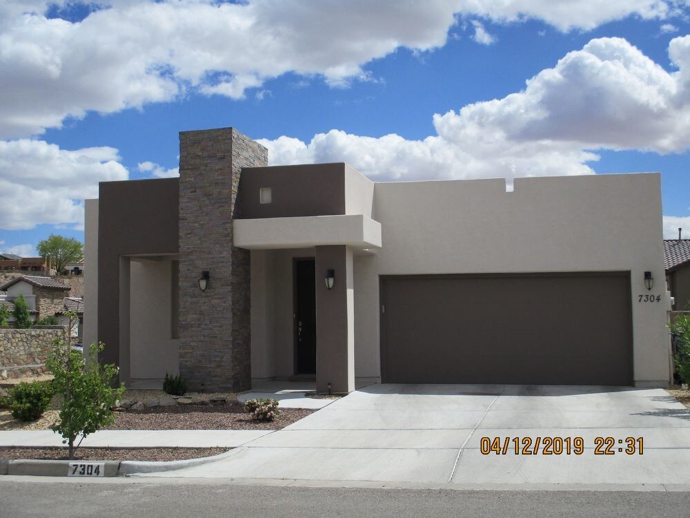 WEST: 3 BRoffice 2 BTH REFRIGERATED AIR - WEST: 3 BRoffice 2 BTH  REFRIGERATED AIR