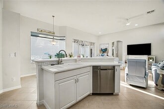 Building Photo - 3421 Marbella Ct